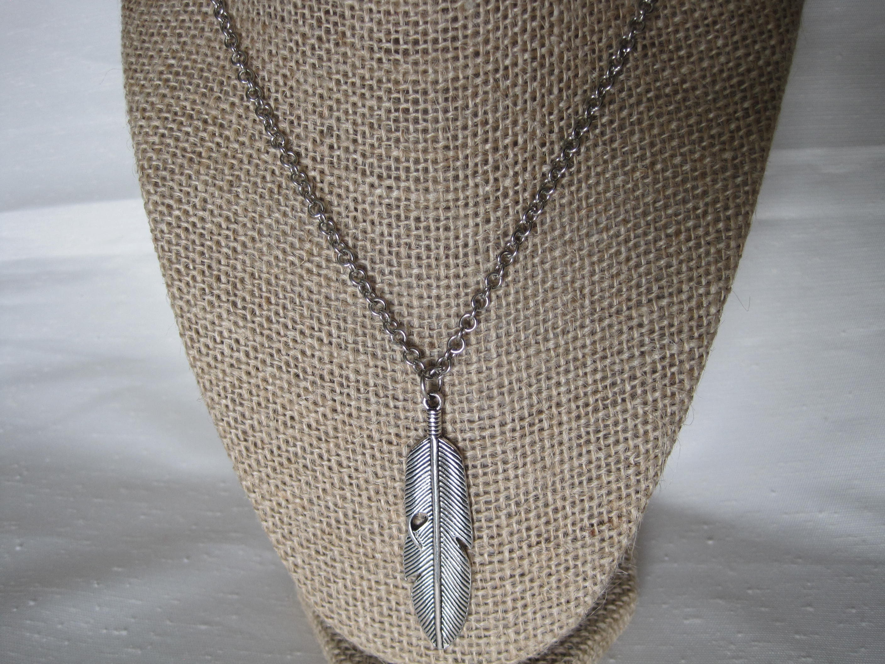 Silver Tone Large Feather Pendant & Long Chain Necklace Silver Tone Large Feather Pendant & Long Chain Necklace