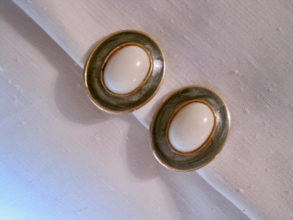 Oval Clip on Earrings. Gold Tone, Light Olive Gre… - image 3