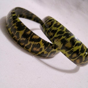 Oversized Animal Print Metal Hoop Earrings. Black, Mustard Yellow Enamel, Hoop Earrings. Vintage 80&#39;s.
