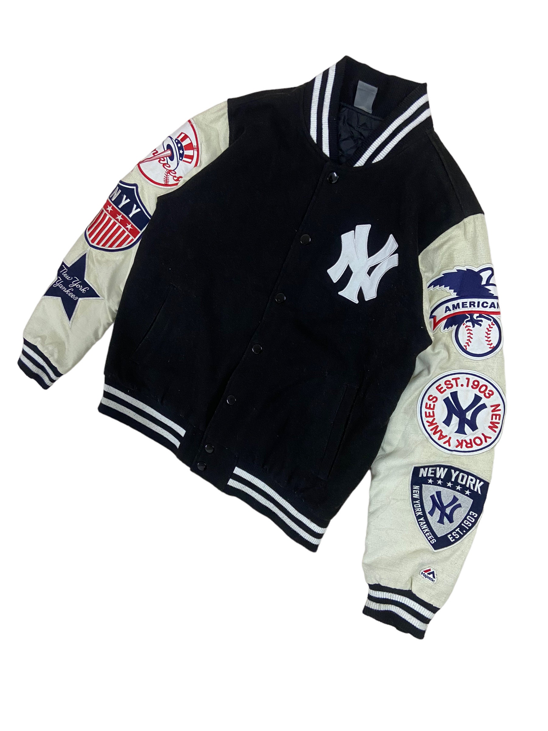 Vintage Yankees NY (MLB) Hoodie Original 100%, Men's Fashion, Coats,  Jackets and Outerwear on Carousell