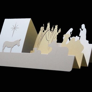 Pop Up - Petite Crèche - carte de voeux - 3D - Kirigami