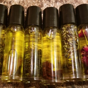 Lip moisturizer