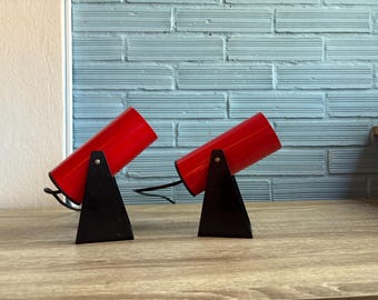 Par de arandelas vintage italianas da era espacial com design atômico, estilo meados do século XX.
