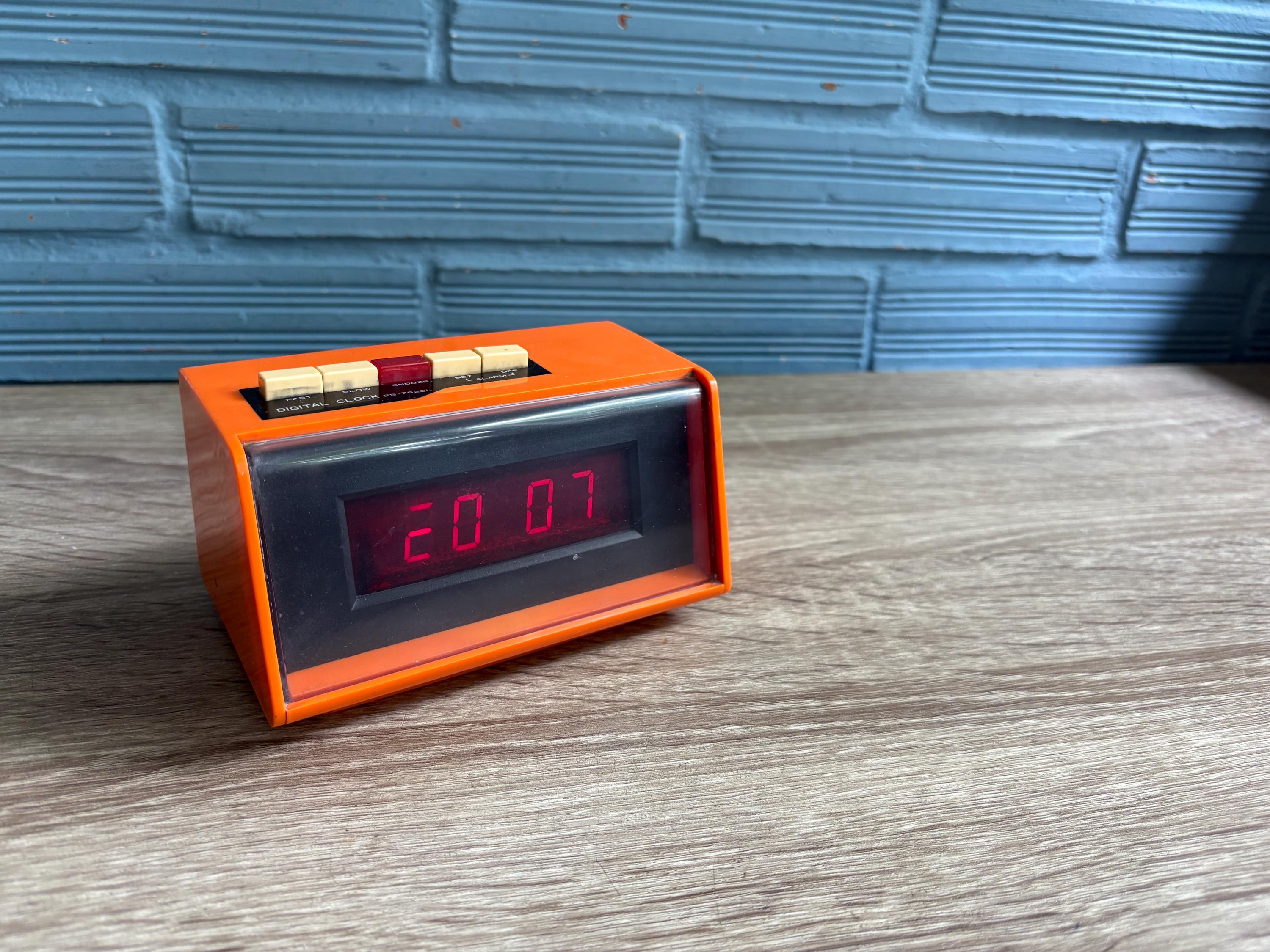 Sankyo digital clock - Etsy 日本