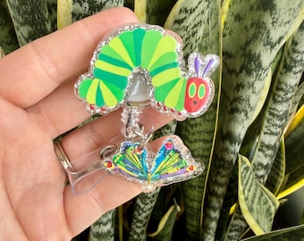 Bobine badge chenille dessin animé avec breloque papillon