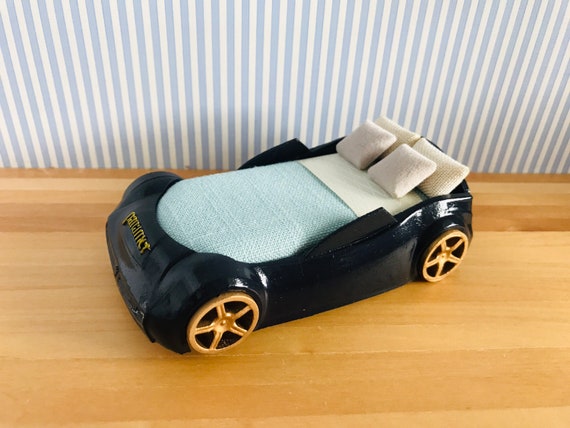 Dollhouse Miniature Kids Race Car Bed With Mattress Cushions -  Finland