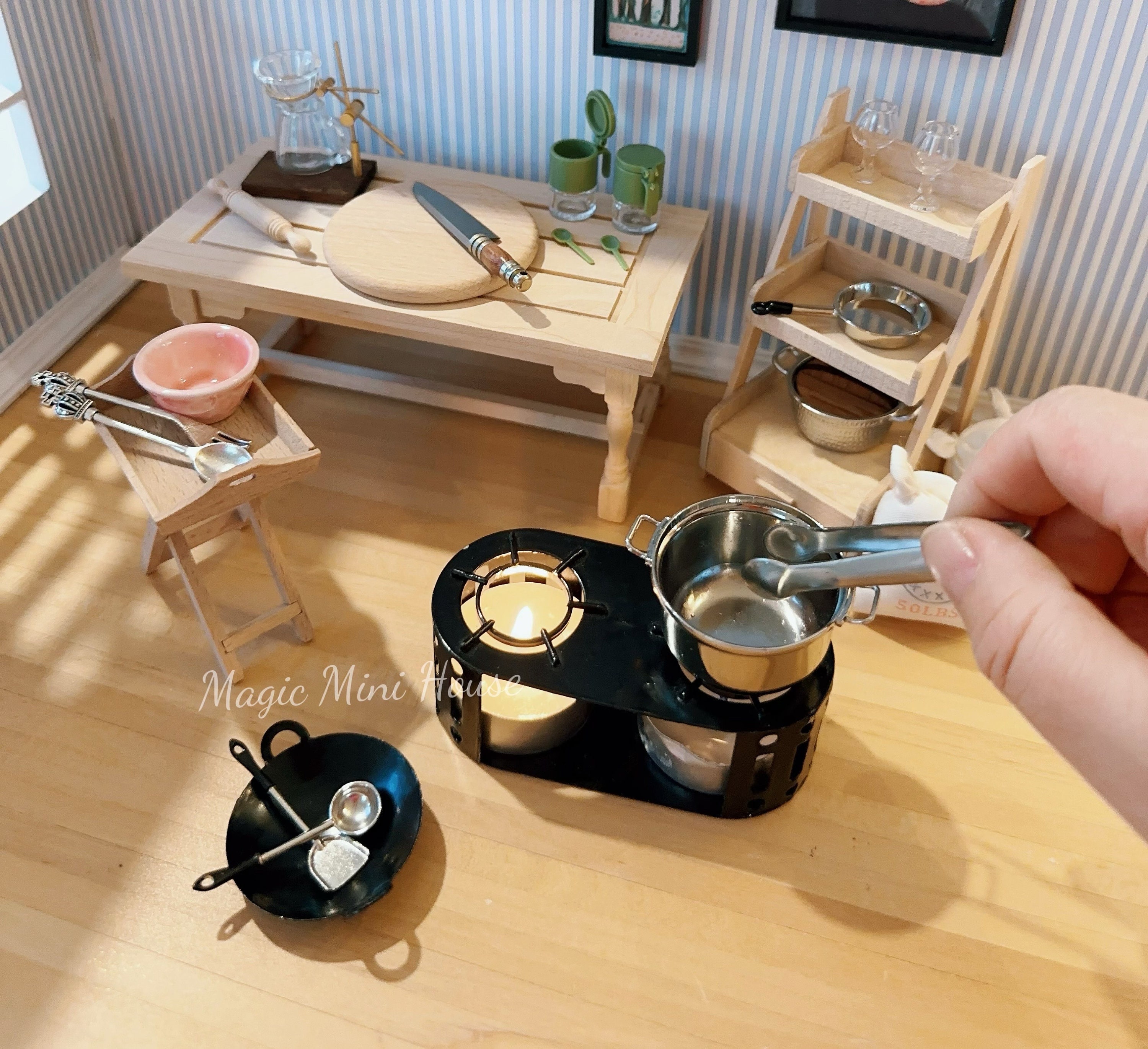 Miniature REAL COOKING kitchen set (real stove, sink, cookwares)