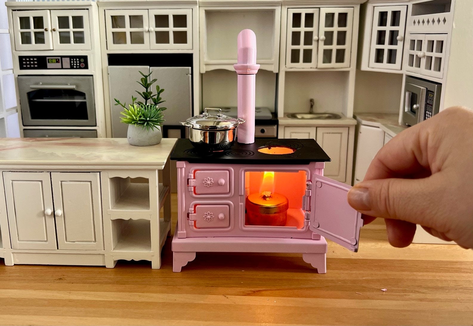 Red Gourmet Kitchen, Dollhouse Cooking Furniture