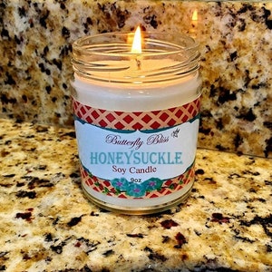 honeysuckle soy candle | honeysuckle candle | scented candle | honeysuckle floral candle | summer candle | spring candle | floral soy candle
