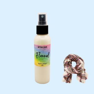 Flanellen bodyspray | Gezellige nevel van musk, mahonie en bergamot | Warme uniseks herfstgeur | Warme herfstspray | Herfstlichaams- en autospray of parfum