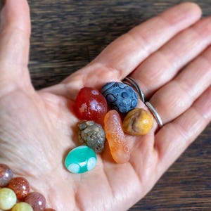 Tiny gobi-agaat set van 6 – 27 gram | Natuurlijke Mongoolse agaatstenen |