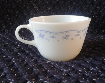 Pyrex Morning Blue Cup