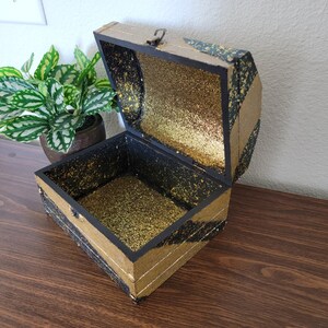 Rustic Storage Box | Wood Treasure Chest | Elegant Jewelry Box | Special Occasion Gift | Handcrafted Wood Keepsake Box
