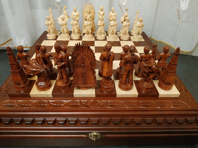 Wooden Chess set Game of Thrones board with | Etsy