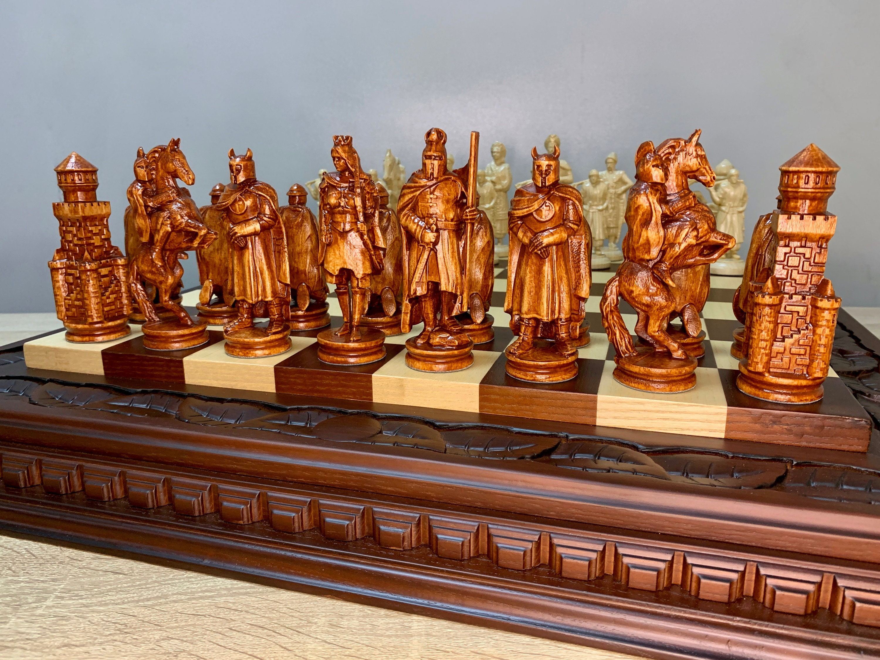 手作りメープル材の木製チェス駒：ナイト＆コサック彫刻セット - Etsy 日本