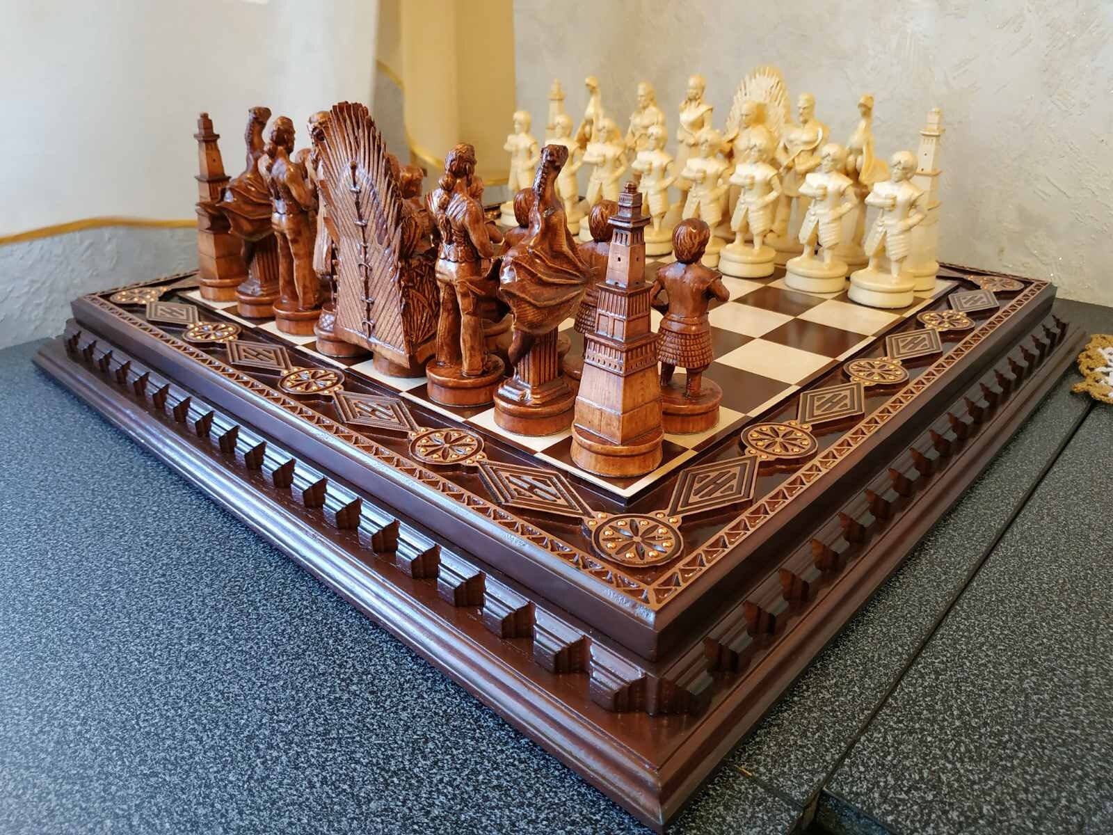 Royal classic Collection Special Edition Chess Table, Chess chairs & Chess  Pieces American maple & Golden Grains Rosewood 2.5 Square