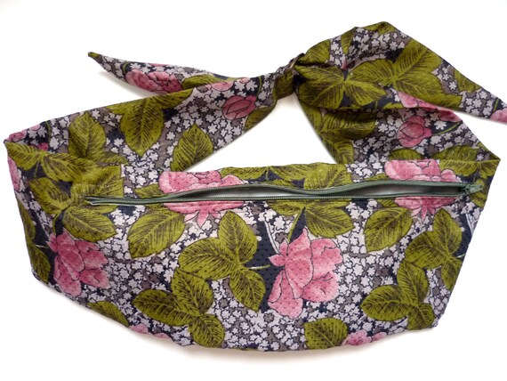 the revisited banana ... Red Rose belt bag