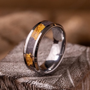Tungsten Amethyst and Gold Wedding Band, 24k Yellow Gold Leaf Ring, Purple Amethyst Ring, Anniversary Gift For Him, Mens Wedding Band