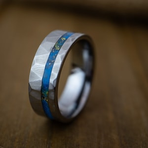 Tungsten Hammered Glow Ring, Blue Tungsten Carbide Engagement, 24k Gold, Anniversary Gift, Wedding Band for Men & Women, Glow In The Dark