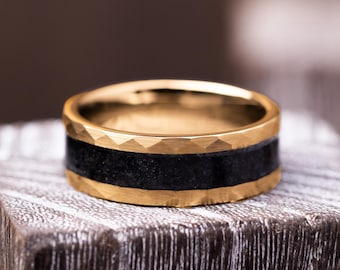 Yellow Gold Tungsten Obsidian Wedding Band, Men&#39;s Black & Gold Ring, Obsidian Wedding Ring For Men, Hammered Gold Ring, Unique Anniversary