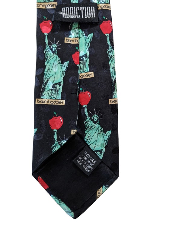 80s BLOOMINGDALES STATUE of LIBERTY Tie Silk Neck… - image 5