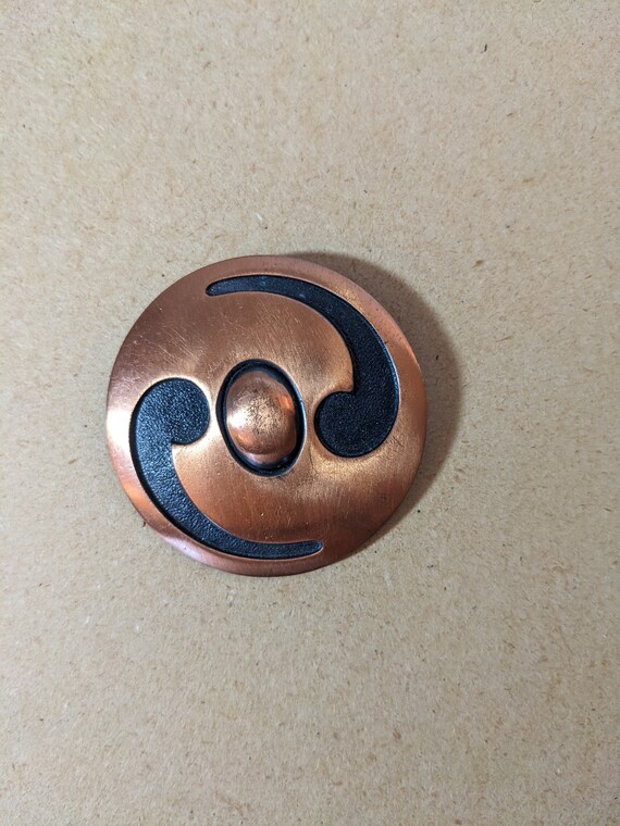60s MCM COPPER BROOCH Yin Yang Pounded Metal Eame… - image 5