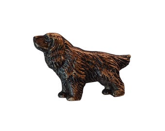 40er 50er Jahre COCKER SPANIEL geschnitzte Holz BROSCHE Anstecknadel Hund Welpe Rockabilly Rocker