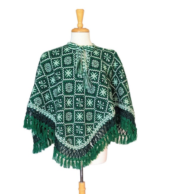 70s WOVEN BLANKET PONCHO Green White Handwoven Et… - image 8