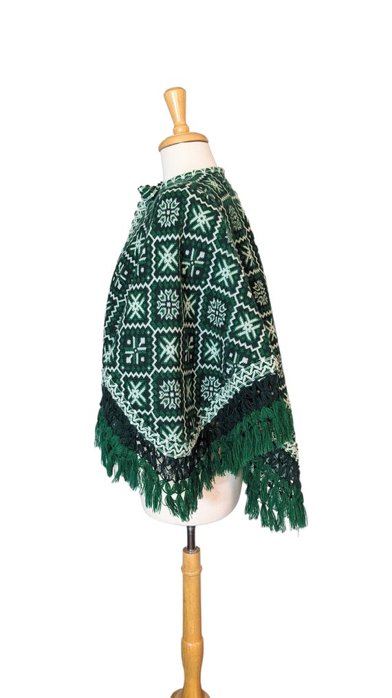 70s WOVEN BLANKET PONCHO Green White Handwoven Et… - image 6