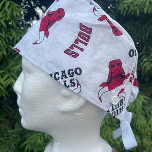 Chicago Bulls Scrub Cap with Buttons. Basketball. Surgical cap, PPE