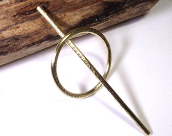 Minimal circle hair clip with brass stick, hair accessories, hair accessories!