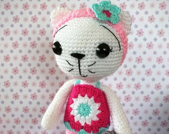 Crochet Doll Cat singer/cat Amigurumi/Crochet Cat