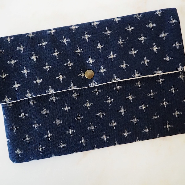 Pochette matelassée en tissu Japonais indigo