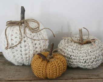 CROCHET PATTERN / crochet pumpkin patterns / rustic chunky pumpkins / ribbed pumpkin / mini pumpkin crochet pattern / easy crochet pattern