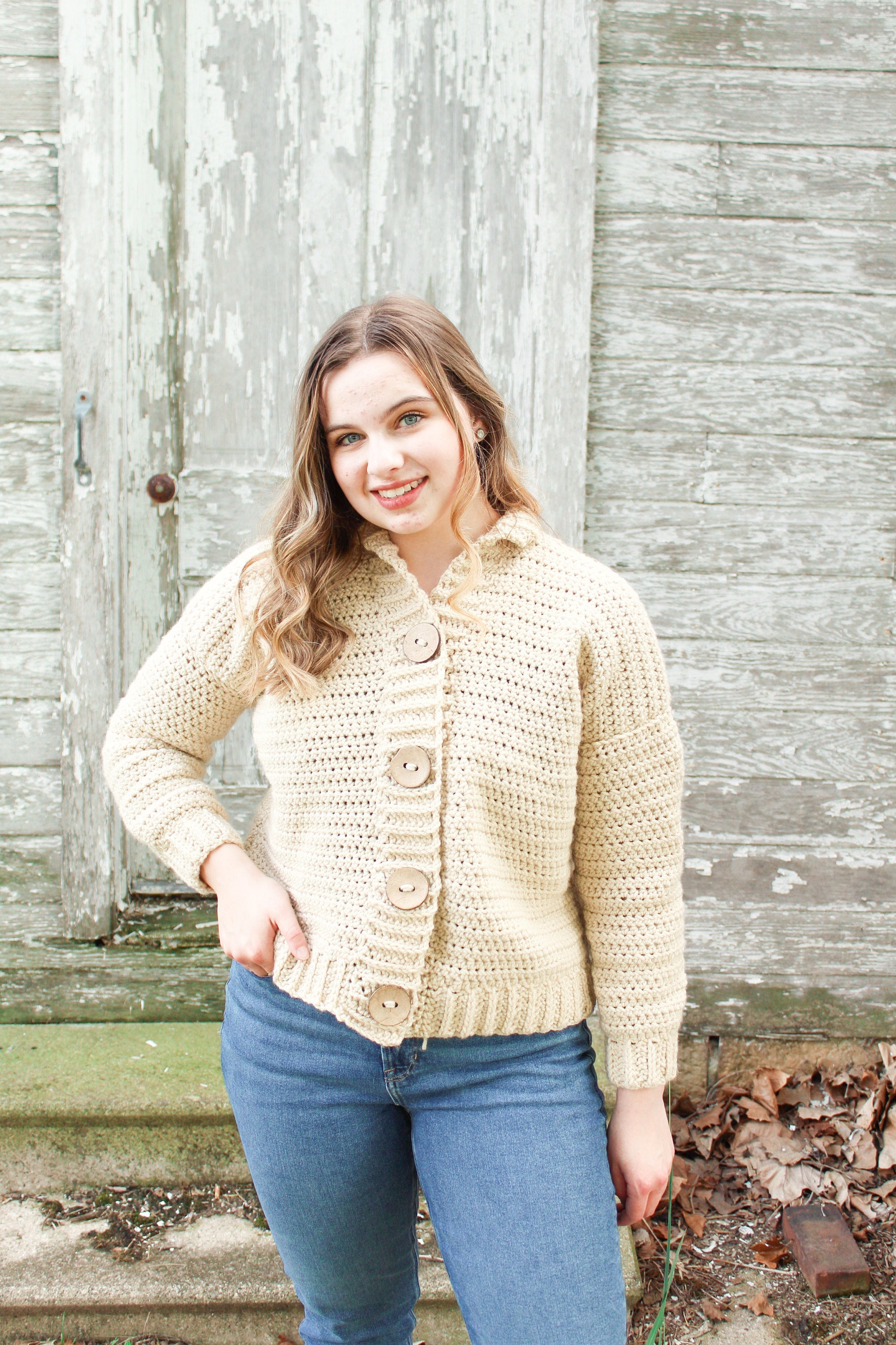 39 Chunky Cardigan Crochet Patterns to Cozy Up Your Wardrobe 28 Crochet Pattern Chunky Crochet Button Cardigan Cozy dark