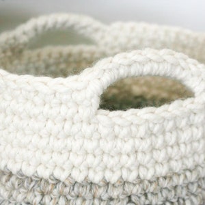 CROCHET PATTERN / farmhouse ombre basket crochet pattern / basket with handles / chunky basket pattern / pdf pattern / easy crochet pattern image 3