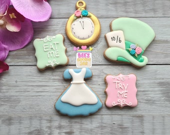 Alice in wonderland cookie cutter set