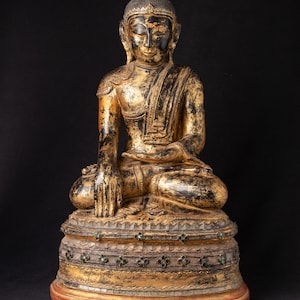 Antique Burmese Shan Buddha from Burma, 17-18th century