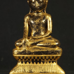 Antique wooden Shan Buddha statue from Burma, 18th century