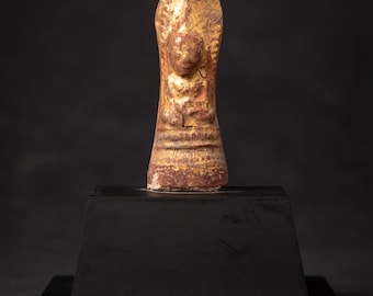 Antique Burmese Buddha amulet from Burma, 19th century