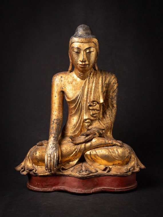 Gilded Teak Burmese Sitting Buddha from Mandalay - 19th Century Gilded Teak Burmese Sitting Buddha from Mandalay - 19th Century