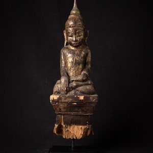 Antique wooden Burmese Shan Buddha from Burma, 18th century