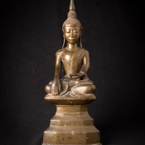 Special antique bronze Shan Buddha statue from Burma, 18th century
