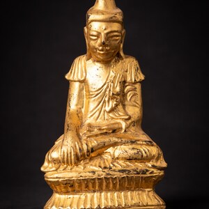 Antique wooden Burmese Shan Buddha from Burma, Late 19th century