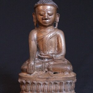 Antique Burmese Shan Buddha from Burma, 17th century
