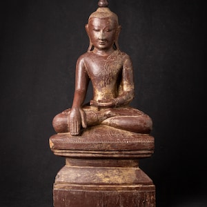 Antique wooden Burmese Shan Buddha from Burma, 18th century