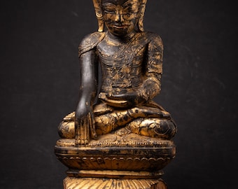Antique wooden Burmese Buddha statue from Burma (Myanmar), 18th century
