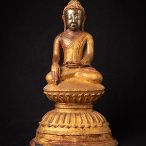 Special antique Burmese Buddha statue from Burma, 16-17th century