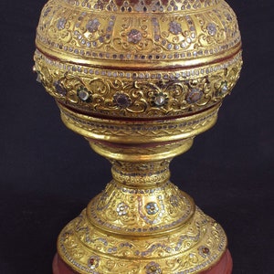 Antique Burmese offering vessel from Burma, 19th century