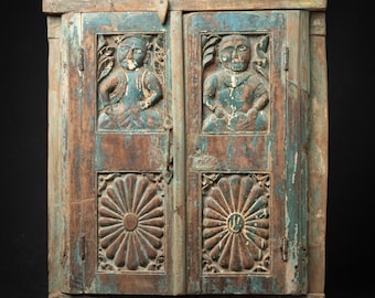 Antique wooden Indian window frame from India, 19th century